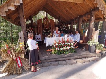 Wyjątkowe nabożeństwo w Dolinie Objawienia we wsi Kałuże